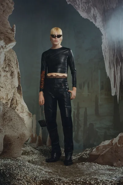 Look 15